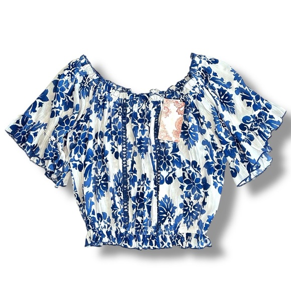 Band of the Free Off-Shoulder White Blue Floral Boho Lula Cropped Top- Small - Picture 1 of 8